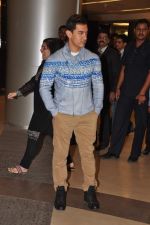 Aamir Khan at Talaash film premiere in PVR, Kurla on 29th Nov 2012 (193).JPG